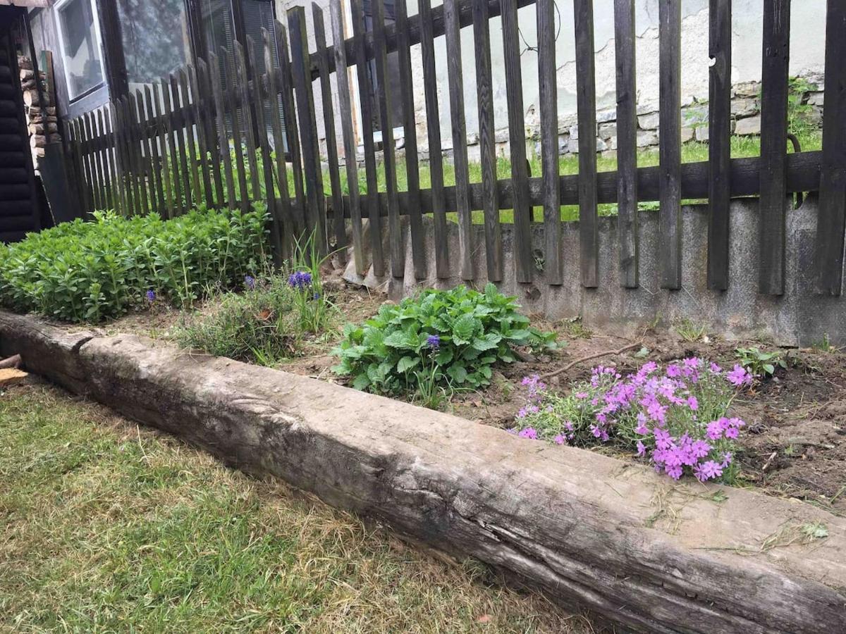 Villa Chaloupka Na Konci Sveta Raskov Esterno foto